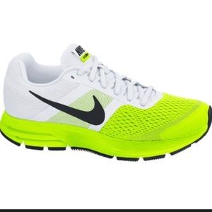 Nike Air Pegasus 30